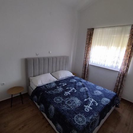 Apartmani Bakran Lopar Buitenkant foto