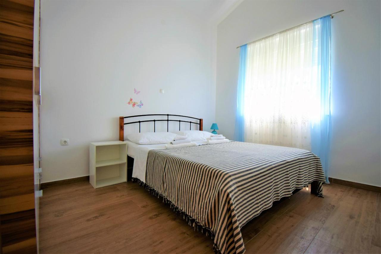 Apartmani Bakran Lopar Buitenkant foto