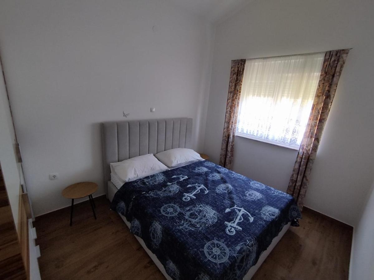 Apartmani Bakran Lopar Buitenkant foto